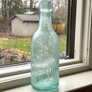 Mid 1800’s C.O. Johnson Aqua Soda/Beer bottle with blob top lip, scarce bottle, no chips or cracks, Trenton NJ