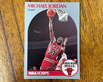 1990 Michael Jordan Hoops Basketball card #65, sharp corners, no creases T