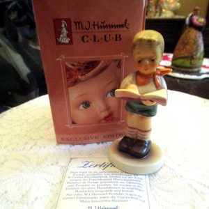 Hummel Figurine, Honor Student, Vintage Figurines, Porcelain Figurines, Vintage Hummels, Hummel, Goebel Figurine, Teacher Gift