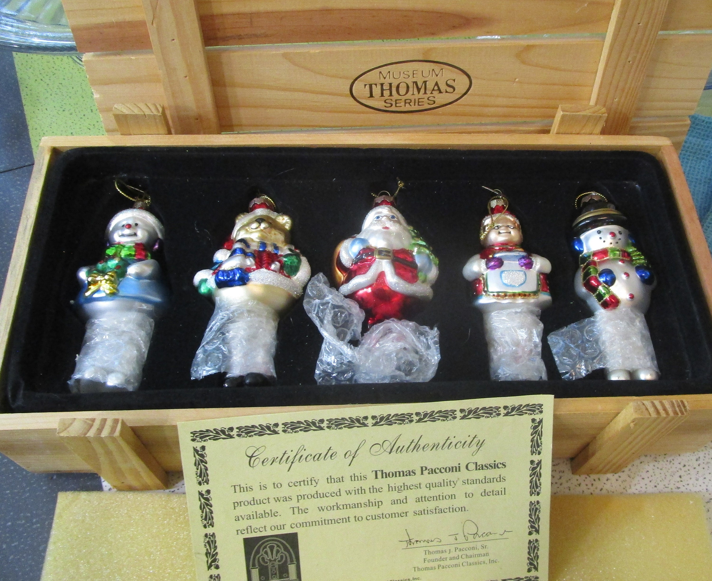 Thomas Museum Series - Etsy
