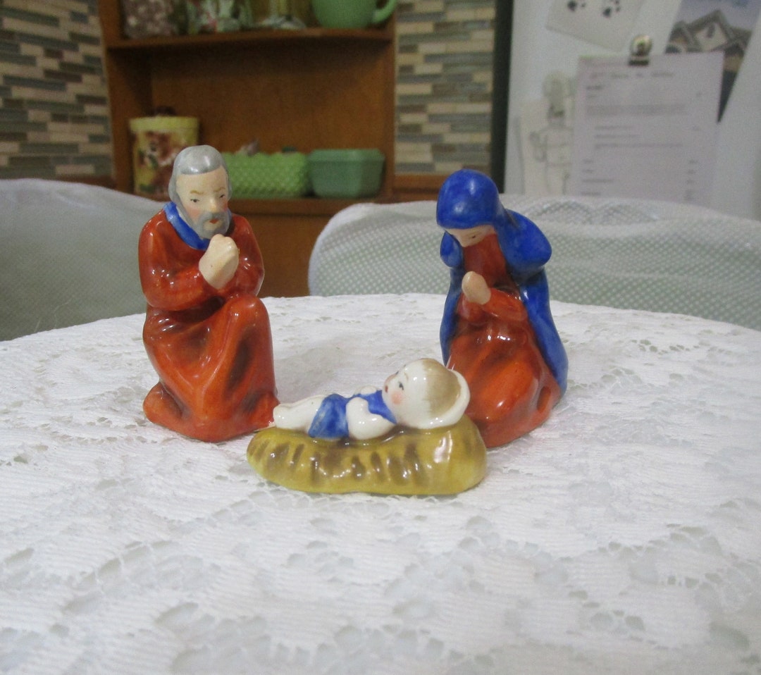 Hummel Nativity, Miniature Nativity, Full Bee, Vintage Hummels