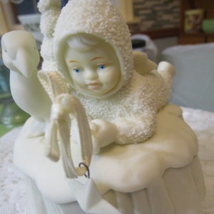 Snowbaby Music Box, Snowbaby Figurine, Vintage Snowbabies, Dept 56, Christmas Figurines, Vintage Christmas, Snow Baby, Christmas Decor