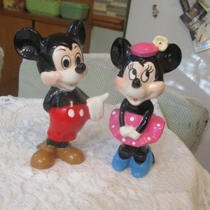 Mickey Mouse, Walt Disney Productions, Vintage Disney, Minnie Mouse, Disney Figurines, Mickey Figurine, Minnie Figurine