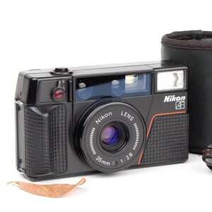 Nikon L35 AF2 35mm Point & Shoot  Auto Focus Film Camera