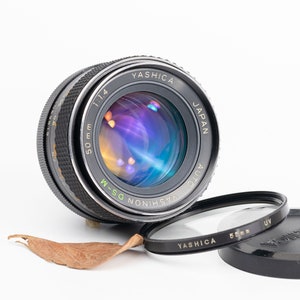 YASHICA Yashinon-ds Auto 50mm F1.9 - M42 Screw Mount Prime