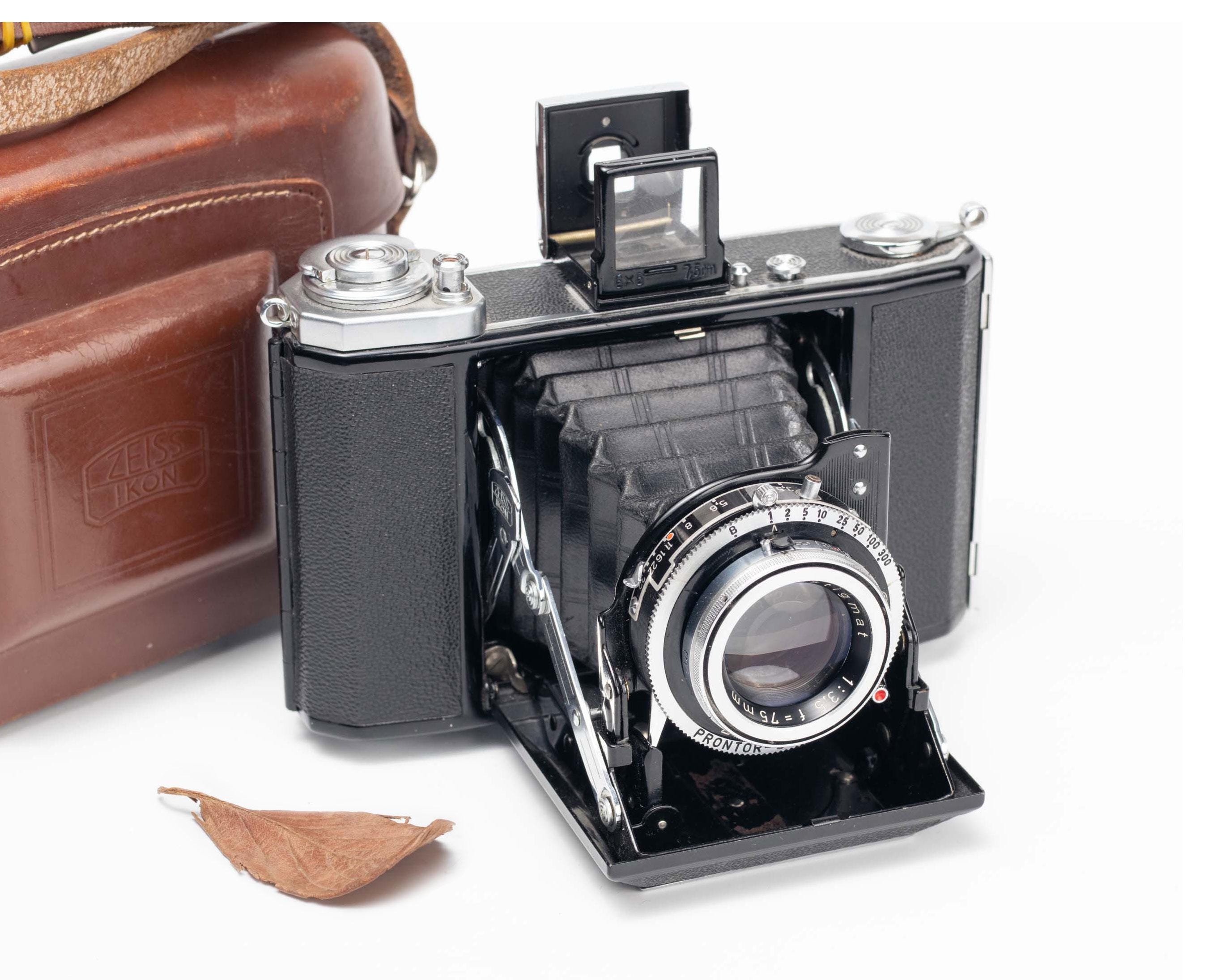 Serviced Zeiss Ikon Ikonta 521/16 With 75mm F/3.5 Lens