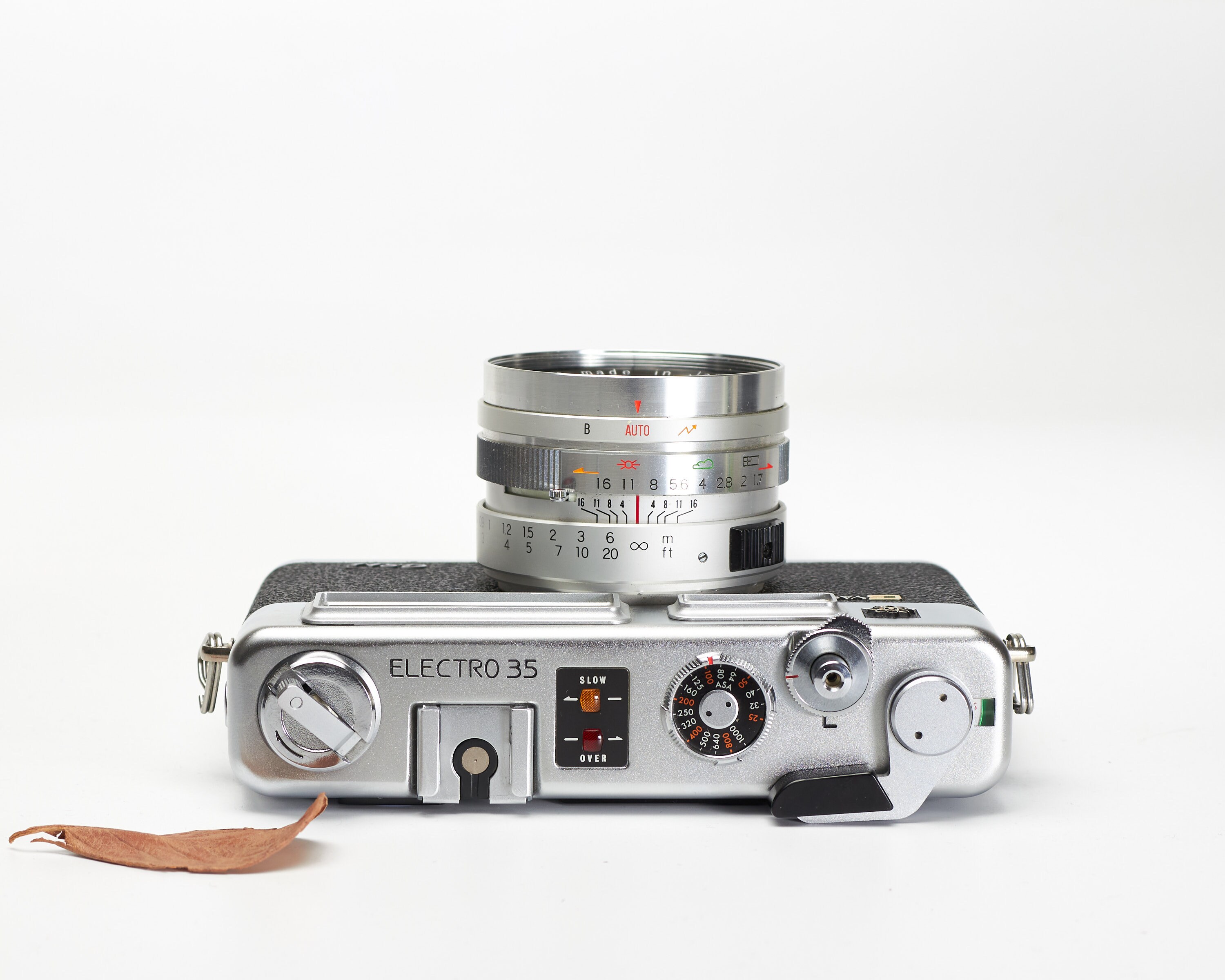 ヴィンテージ ヤシカ エレクトロ 35 GSN: バッテリーアダプター付き 35