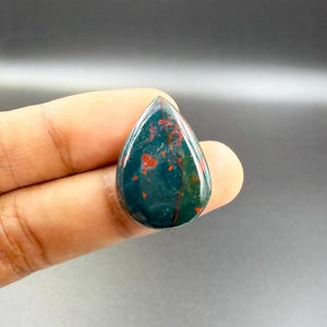 Pietra preziosa naturale di eliotropio, cabochon a forma di pera, pietra sciolta di eliotropio per la creazione di gioielli, articoli artigianali e regali, 19 carati, 26 x 19 x 5 mm, G-2302