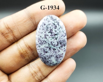 Cabujón de kammererita natural, gema suelta de kammererita, kammererita de fantástica calidad superior para la elaboración de joyas y artesanías de regalo.