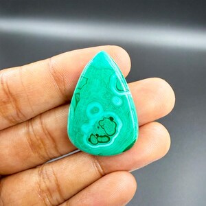 Pietra preziosa di malachite verde naturale a forma di pera, cabochon, pietra sciolta di malachite per la creazione di gioielli, materiali artigianali, 41 carati, 35 x 24 x 5 mm, G-2317