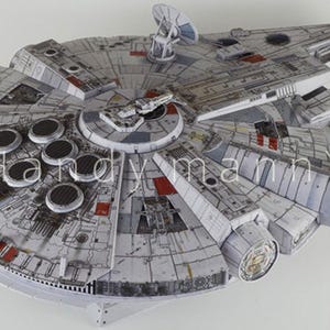 Millennium Falcon - SW DIY Project Papercraft Model PDF Template
