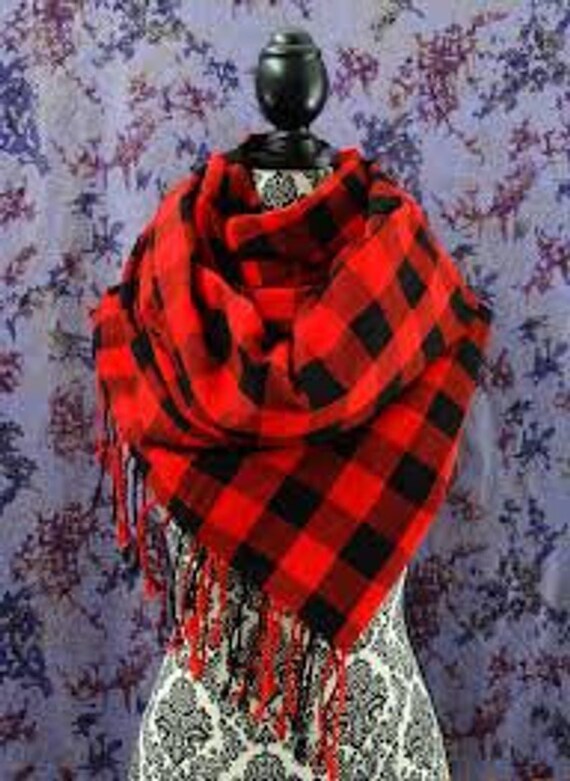 Masai Clothing Along Vintage Patterned Scarf