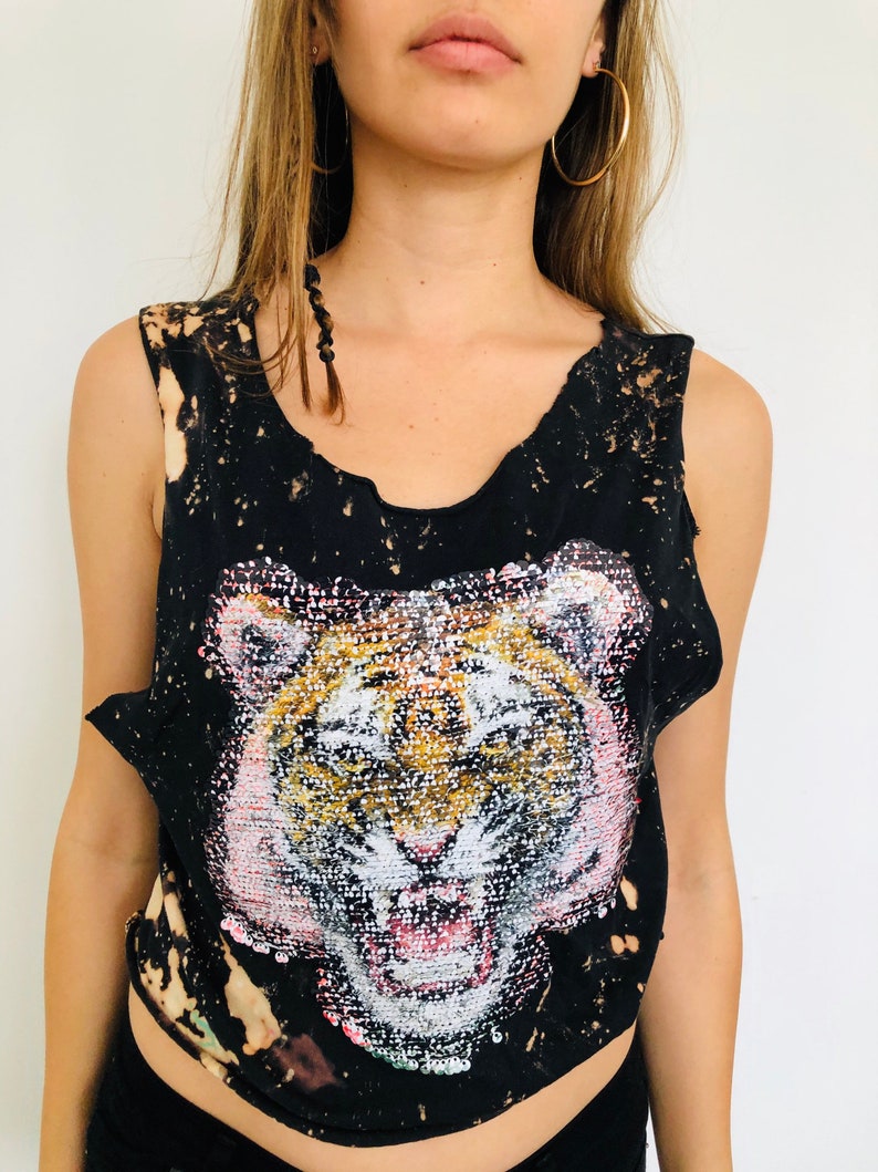 Bleached tiger and skull shirt