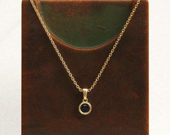Onyx Pendant Necklace - Round Black Stone in Yellow Gold