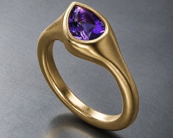 Pear Amethyst Ring, February Birthstone Ring, Gold Amethyst Ring, Bezel Set Ring, Alternative Engagement Ring