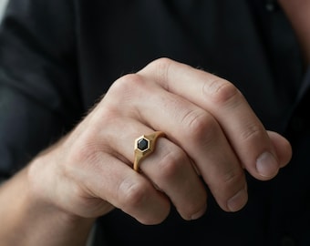 Hexagon Cut Onyx Ring: Yellow Gold Men's Signet Band
