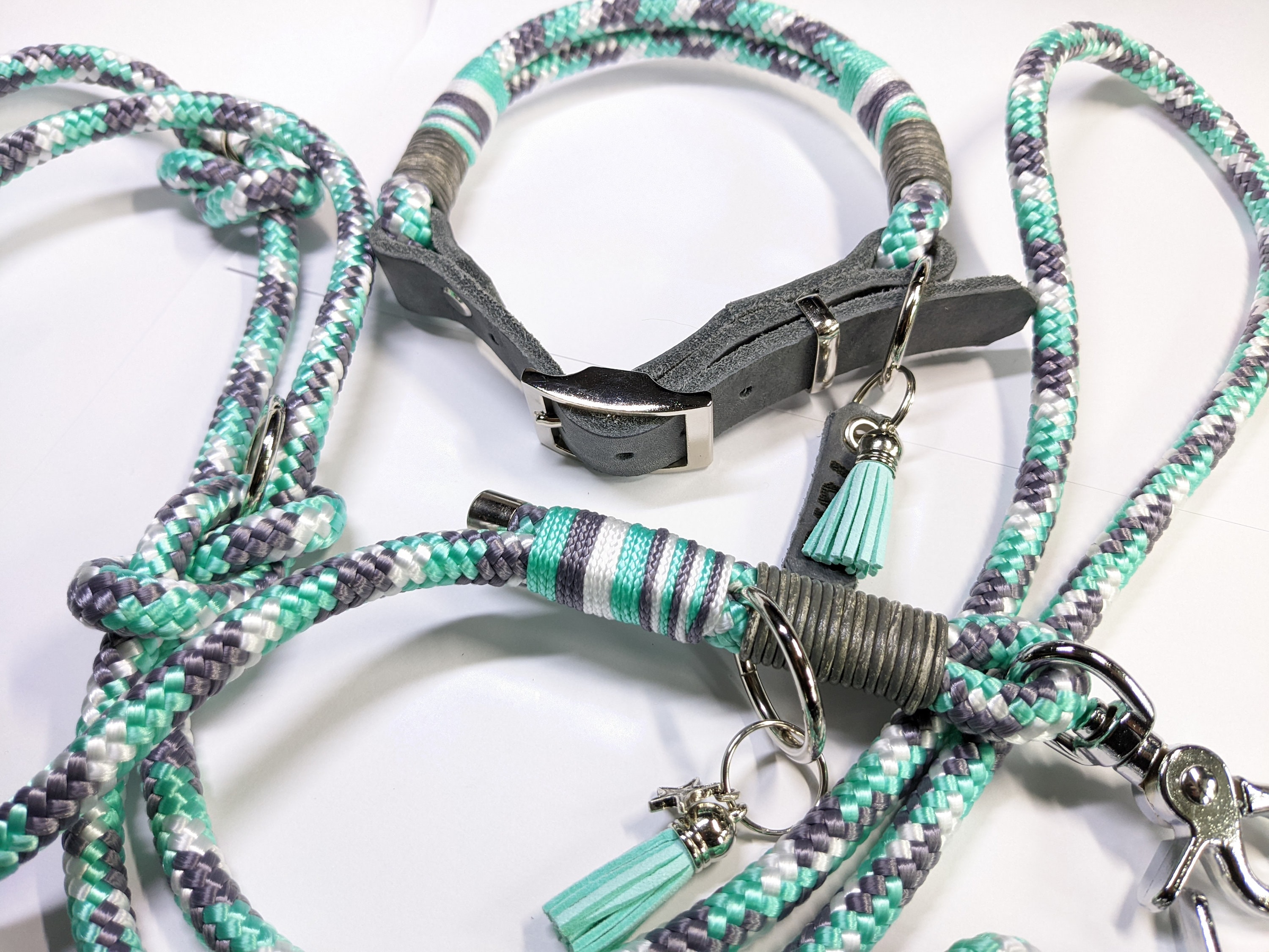 Dog collar dog leash collar set in camo mint with adjustable fat leather buckle in grey personalized
