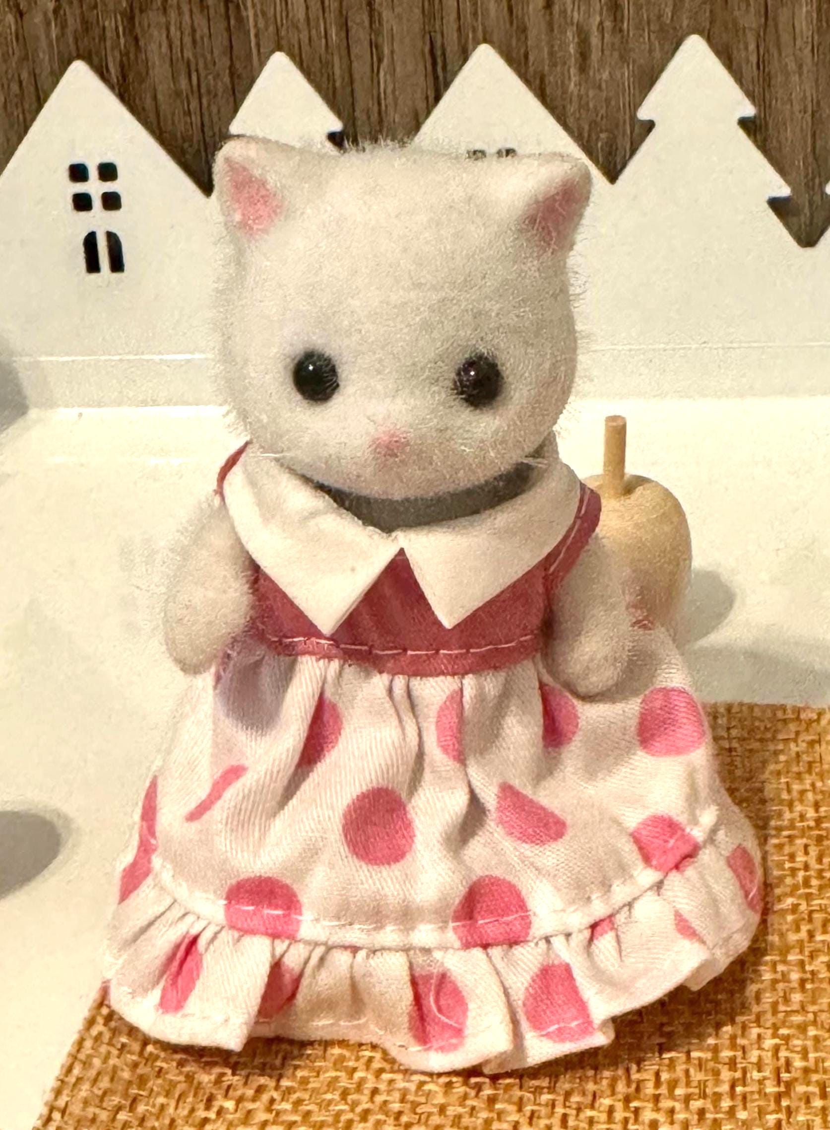 Robe Calico Critters : vêtements de poupée miniatures faits main