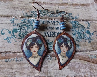 Ingénue...Boucles d’oreilles en cuivre émaillé et perles de bohème, création artisanale française