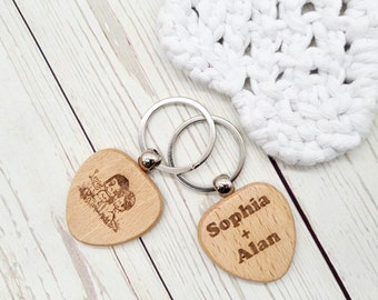 Porte-clés personnalisé s’étiqueter étiquette de nom de coeur Valentines porte-clés cadeau pour couple keyring en bois Gift Charm