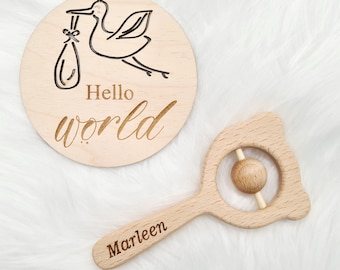 Personalisierte Babyrasseln aus Holz, Öko-Babyrasseln, Namensgravur