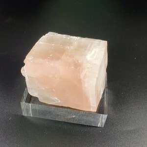 Calcite Crystal that Fluoresces Blue