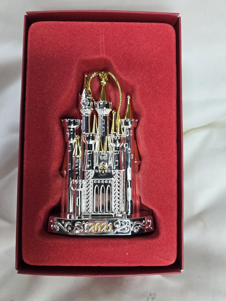 Lenox Cinderella Castle Ornament - Thumbnail 5