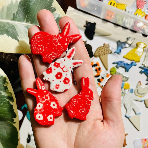 Ceramic Bunny Rabbit Magnet, fridge magnet, Lunar New Year art, year of the rabbit art, cute clay magnet, rabbit miniature, Canadian made
