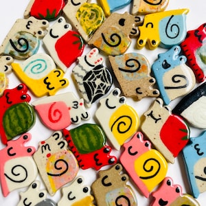 4PACK Mini Snail Magnet Set YOU CHOOSE, animal magnet, cottagecore decor, Ceramic snail, mini magnets, snail gift for her, galentines gift