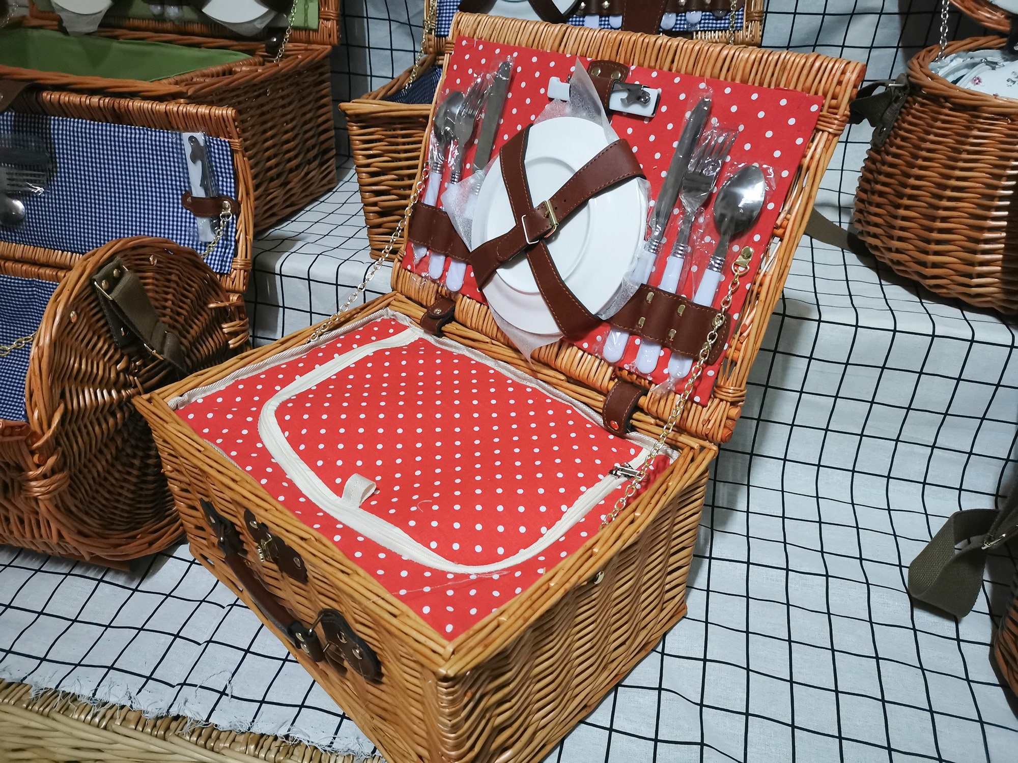 Custom woven picnic basket setcustom picnic basketpicnic Etsy