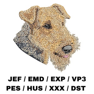 Peut inclure: Broderie représentant la tête d'un terrier à poil dur brun et blanc. Le chien regarde vers la droite. La broderie est réalisée dans des tons de brun, blanc, noir et rose. Le texte sous l'image est "JEF / EMD / EXP / VP3 PES / HUS / XXX / DST".