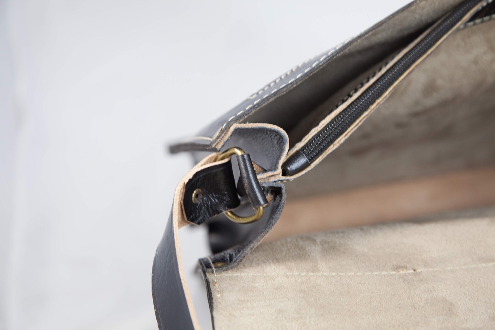 Vintage Style Laptop Bag /messenger Bag Etsy