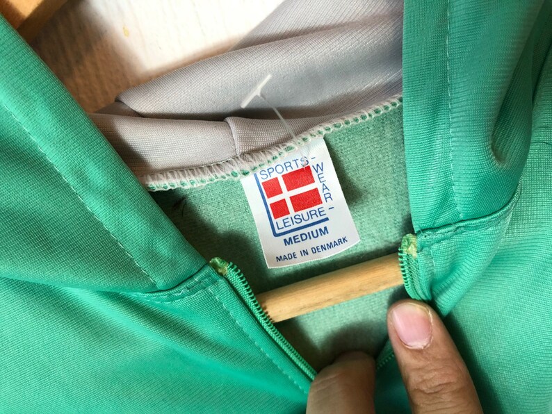 size men M Denmark Active life 90s Sweatshirt hoodie green tennis running