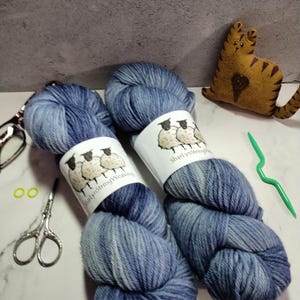 DK weight yarn