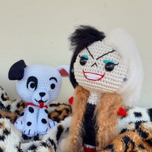 Cruella De Vil and Dalmatian Amigurumi Pattern - Darth Makers PDF TUTORIAL