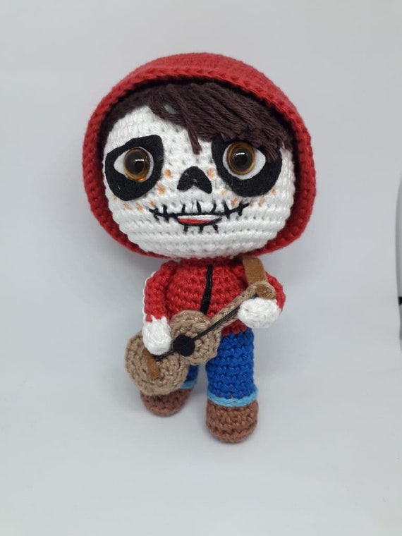 Muñeco de miguel de coco deals