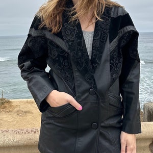 Vintage Black Leather Jacket Size Small