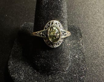 925 Sterling Silver Vintage Green Baltic Amber Ring Size 8