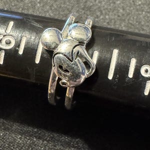 Anillo de Mickey Mouse de Disney en plata de ley 925, talla 7 imagen 1