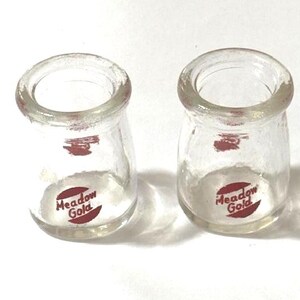 Vintage Set of 2 Meadow Gold Individual Creamers - NICE