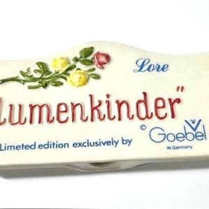 Goebel Display Plaque - Lore Blumenkinder - MINT