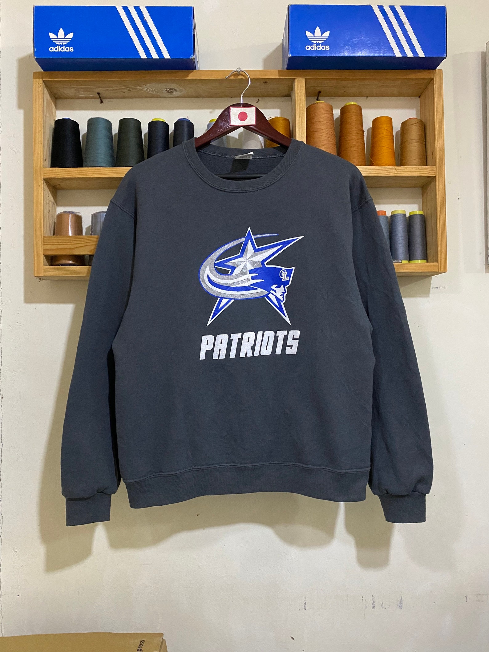 vintage patriots sweatshirt mens