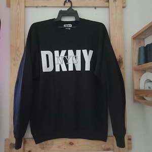 Vintage DKNY sweater sweatshirt big logo jumper one size free all