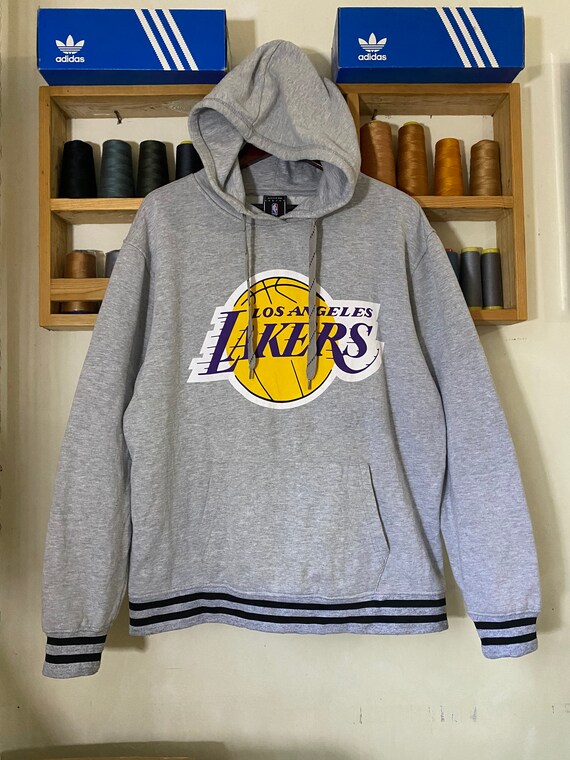 oversized lakers sweatshirt