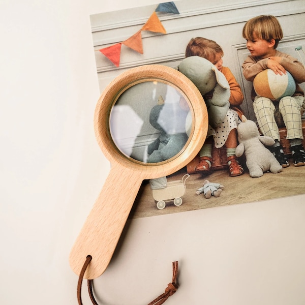 Wooden Magnifying Glass 5x Montessori Waldorf Reggio Emilia Toddler Preschool Kids Sensory Tool