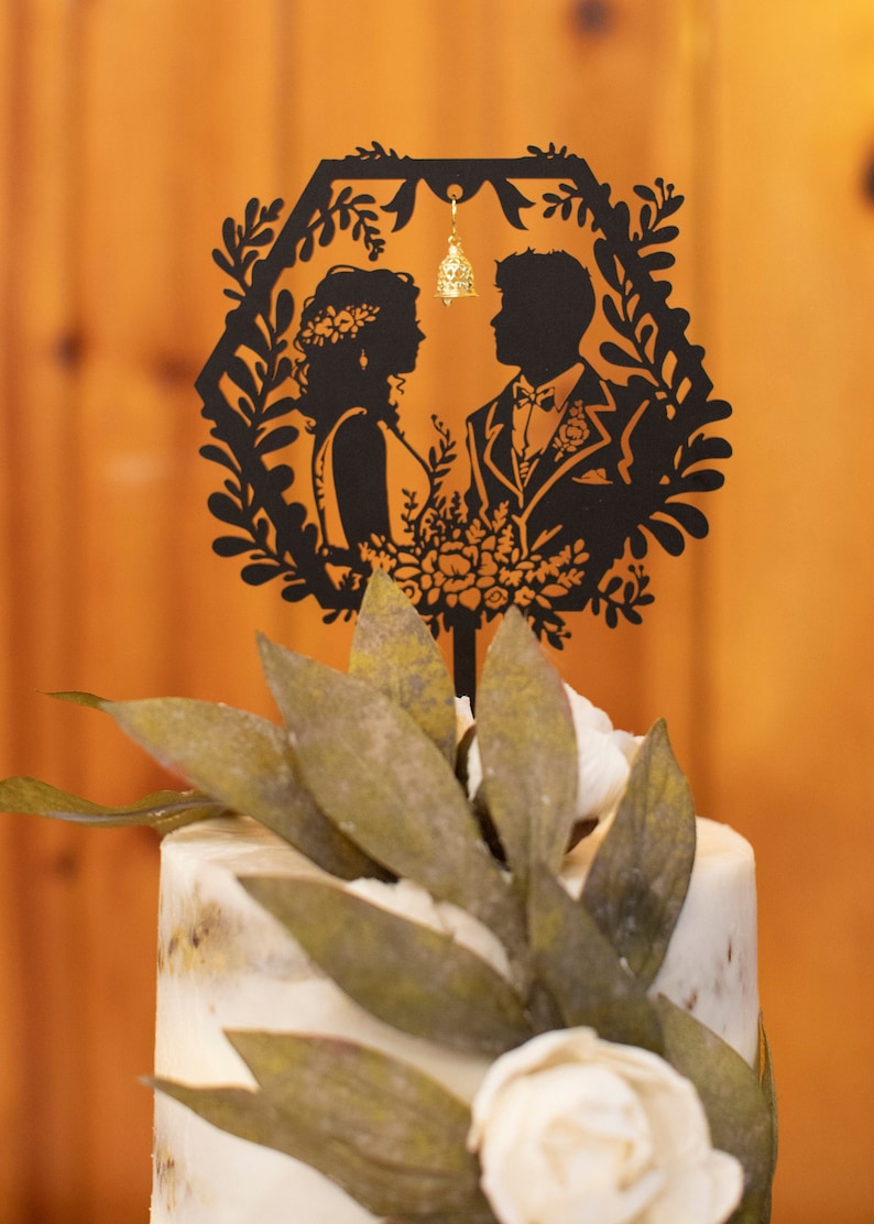 Wedding Cake Topper, silhouette vintage inspired image 1