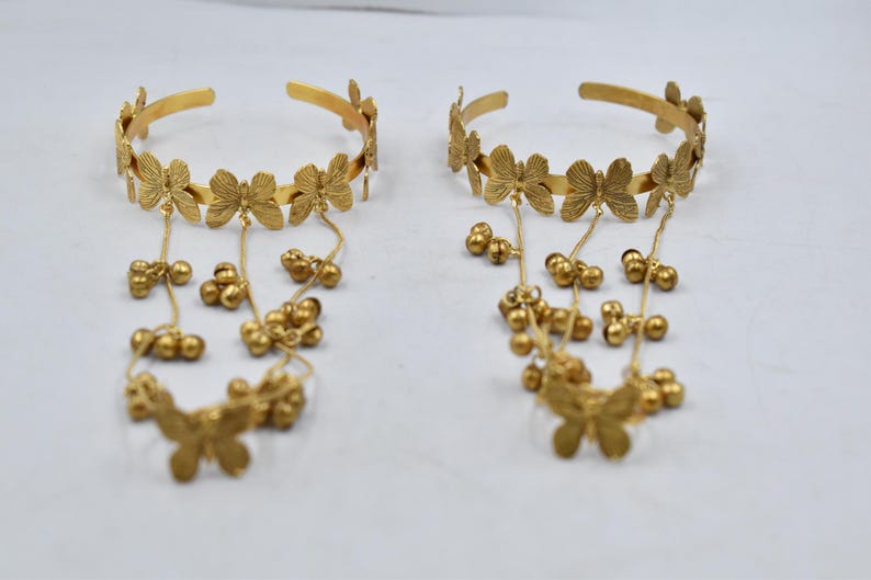 Butterfly Hathphool Hand Chain : Gold Plated Hathphool Indian Bridal ...