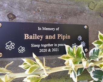 Personalised Engraved Pet Memorial Acrylic Plaque with Paw Prints 6" x 2"