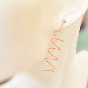 Copper Spiral Earrings / Minimalist Earrings / Threader Earrings / Curly Q Earrings / Corkscrew Earrings / Minimalistic Jewelry