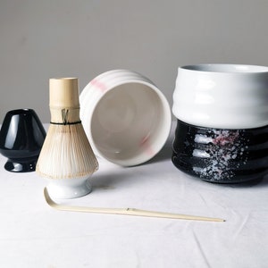 Worallymy Matcha Making Tool Set Japanese Tea Set natural Bamboo Tea Whisk  traditional Tea Spoon Ceramic Tea Whisk Holder Matcha DIY Accessories